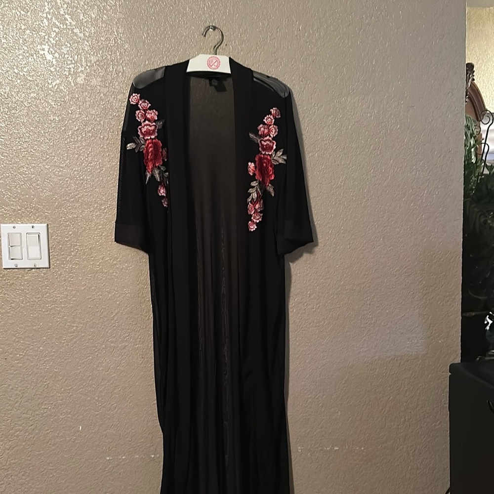 Rue 21 floral robe small